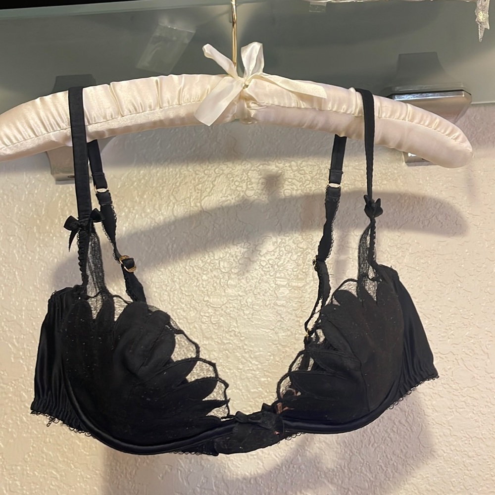 AP black bra  34C